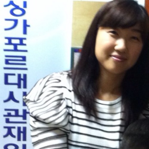 loveyuna777's profile picture. 