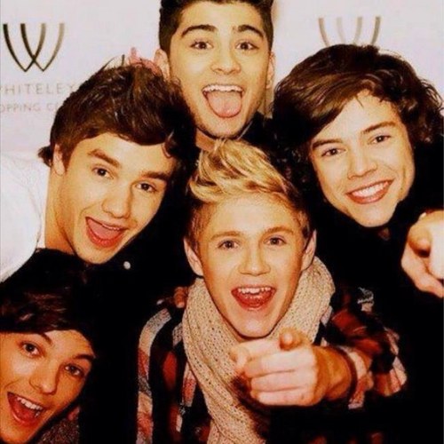 SophieSelenator's profile picture. I love Selena Gomez Justin Bieber and One direction with my whole life! :D