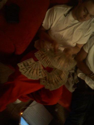 Greyyhound's profile picture. #Bloodnigga #Hustla #Ilovemykids
#Sixmile #RemyVsop