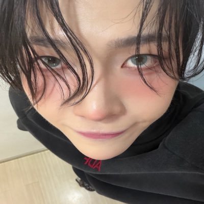 7teen~⭐️__⭐️| #三日月の願い
˖ ࣪ ꉂ🗯˙infp🐾 - written by @andTEAMofficial ‹—
weno pout & nose scrunch enthusiast
aka: @r3bkk4┊tiktok: @wenopout