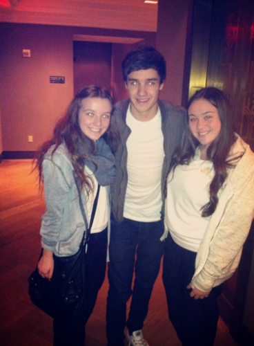 1D_Unit's profile picture. Liam Payne follows us on twitter!