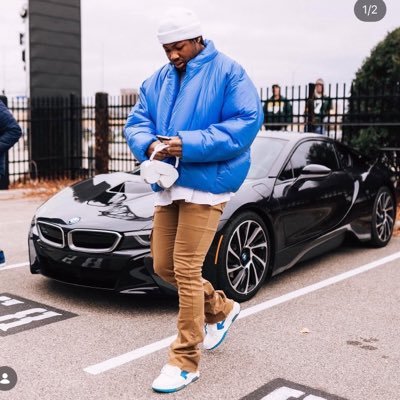 Nobody Believes In The Vision Until The Picture Is Already On The Canvas ! -MYLES J DORN  👁️🧑‍🎨👟🍑🏉🏟️💰☮️💜👯‍♀️🎨🖼️📓📝 All inquiries 📲  : DM