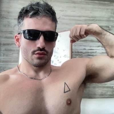 Hola, qué tal? Soy el chico de las poesías