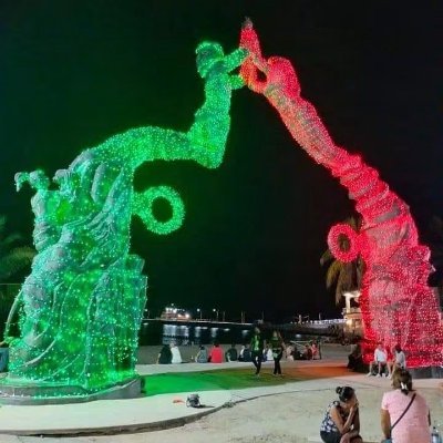 Amigable sociable y respetuoso y cariñoso
