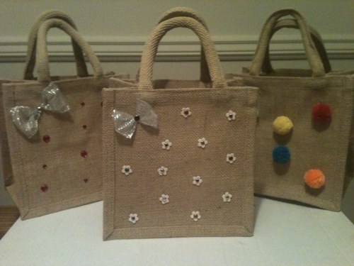 BE_DAZZLED1's profile picture. Handmade bracelets.hand decorated jute bags. quality costume jewellery and free postage to the uk.