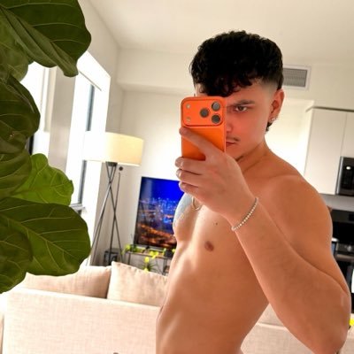 online_twunk's profile image