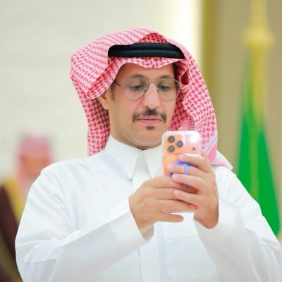 #متقاعد_وارغب_بالعمل و تقديم ما لدي من خبرات ومهارات لدي خبرة تراكمية بالحاسب الآلي والسوشيال ميديا لأكثر من عشرين سنة ( دخول ✋🏻 متقطع ) السيرة الذاتية👇🏻CV