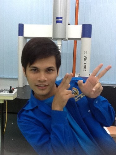 shafiqmulan's profile picture. kau follow, aku follow. dan aku masih mentah lagi dalam follow memollow ni. bye. :D