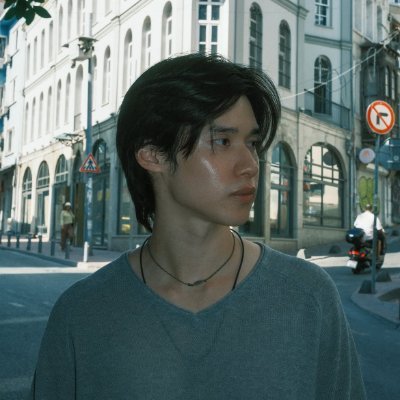 mondaytwentytwo's profile image