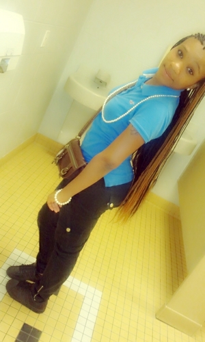 J_Liddell10's profile picture. That's Yo NiCcah , Well He Mine Too (;