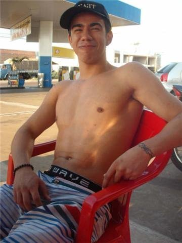 Sou o cara da foto aqui do lado