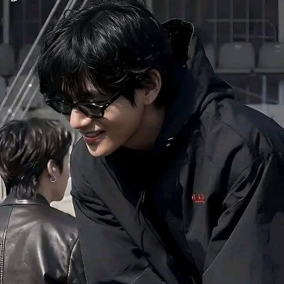 RollPlayer!! Kim Taehyung || BTS || Switch! Bisex! thv! rated 🔞 || 95~ || Dm for anything you want~