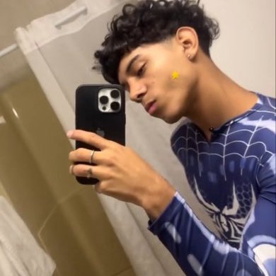 babyadrian28's profile image
