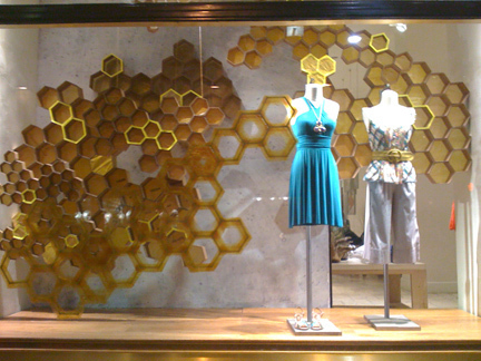 Exploring everything there is to know about window displays on Michigan Avenue!