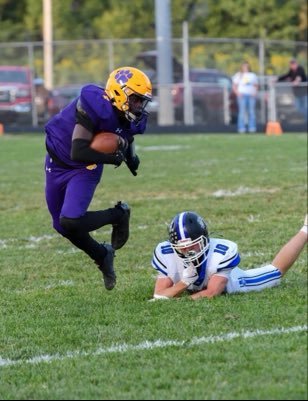 2029 RB/DB / 6’2 / 195 lbs
📍Hagerstown, IN
Hagerstown Jr Sr Highschool
Fast, Physical, Playmaker
3rd Team All-TEC as a freshman 
3.8 GPA