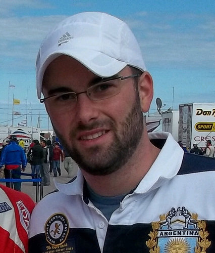 rustico_21's profile picture. Me gusta ver futbol y jugarlo con amigos. Hincha de CARP. Mi mejor amigo, mejor dicho mi hermano es mi perro apolo.