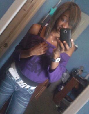 follow me and ill follow u back!!! #Team MB #Team prodigy #Team princeton #Team Ray-Ray #Team Roc Royal #Imtaken*Thank u*