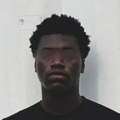 6’3 🇳🇬…
YOUNG AND MOTION INCLINED
YN not GEN Z
co-founder @4eva_inmotion
Creative Director || Photographer || Model