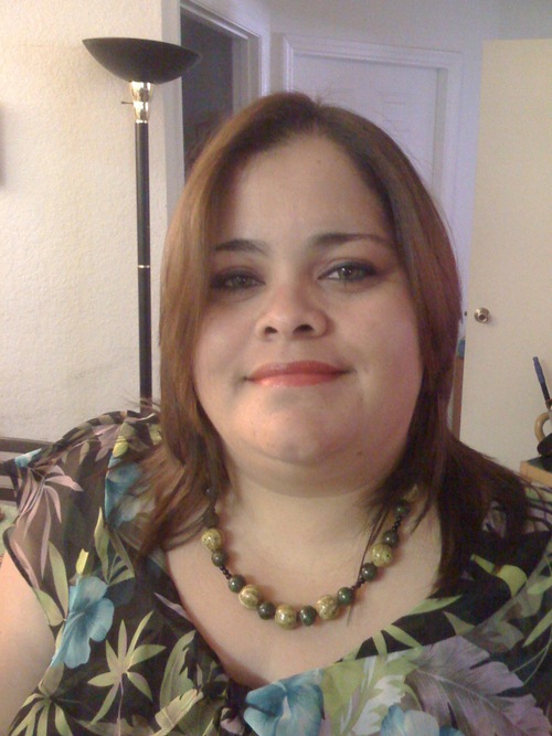 lucrecita's profile picture. I like be happy and help peple. I have 3 kids. And Avon is Part Time