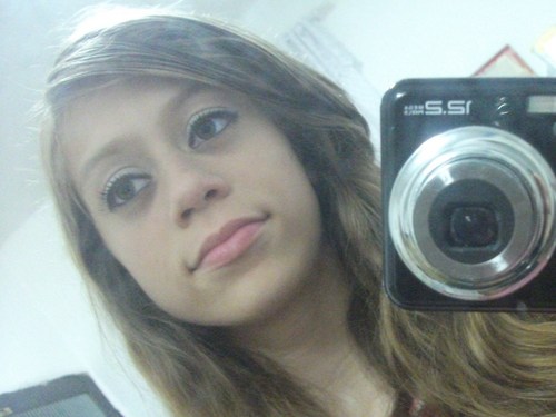 pobre ' é o Diiiiiiiabo ,eu odeiio ' a ostttttentação,  pode riiir , ri * mais nÑ; desacrediiiitÀ nÑ* !!
