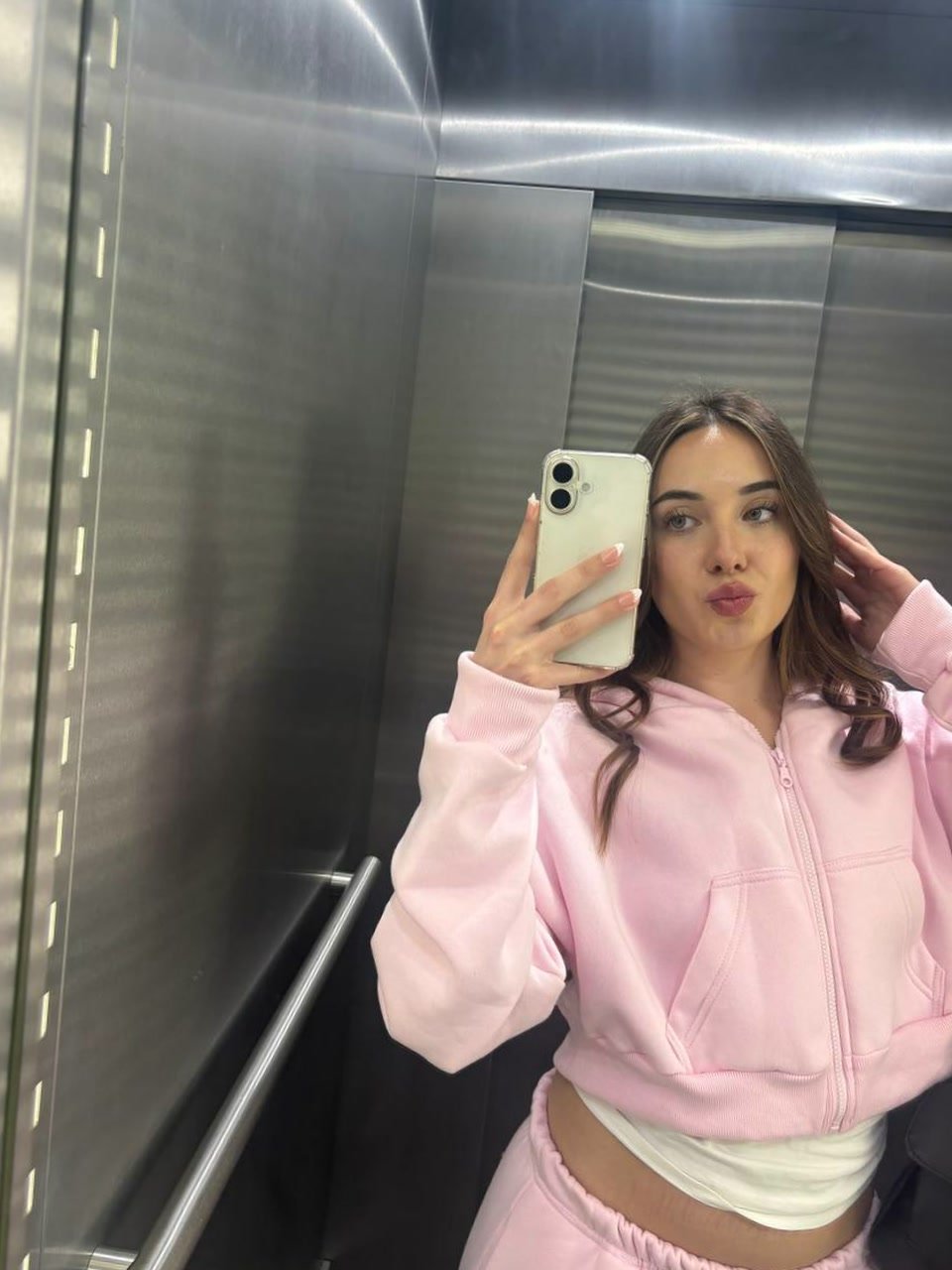 Come say something unexpected... bonus points if you’re funny 💗