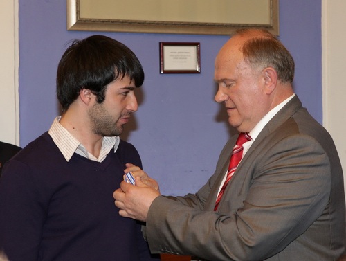 GosdumaYusup's profile picture. Помощник депутата Государственной Думы, первый секретарь Тимирязевского РК МГО ЛКСМ РФ, член бюро МГО ЛКСМ РФ. Магистр РАНХиГС при Президенте РФ.