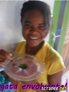 complicada e perfeitinha rsrsrs se falam de mim pelas costas é sinal que eu to na frente....