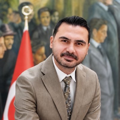 Avukat•Arabulucu•Bilirkişi•Doktora•Spor Yöneticisi | Gaziantep ASKF Başkanı | TASKK YK Üyesi | Gaziantep FK YK Üyesi | Sporun,hukukun ve şehrin geleceği üzerine