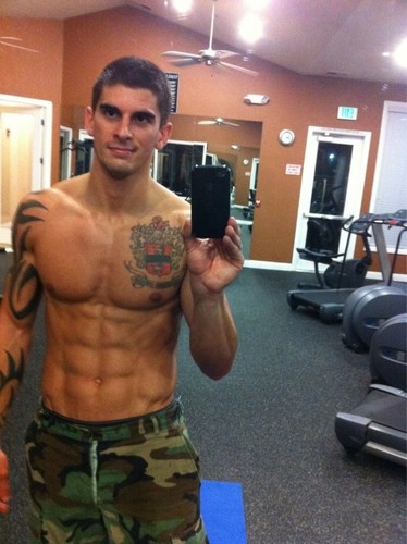 ELLOVER19's profile picture. Just a Guy that Loves People