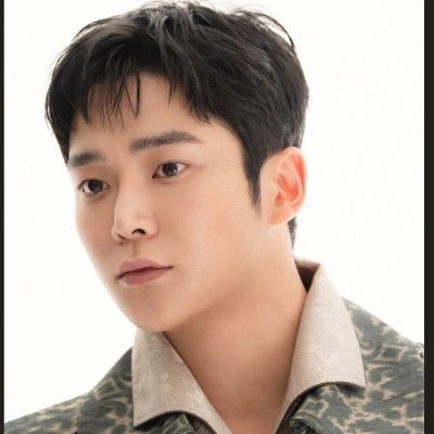 MY ONLY BACK UP ACCOUNT 
#로운
Rowoon Kim Soek-Wo
Founder and CEO | Rowoon Apparel 
📍Los Angeles CA , USA 🇺🇸
Fashion • Apparel • Retail • Modern style