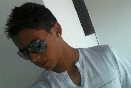 sou sócio do forró da alta ,adoro musica das playboyzada, adoro som automotivo, e gosto d curti as farras,curso admisnistração na unp,tenho 19 anos.