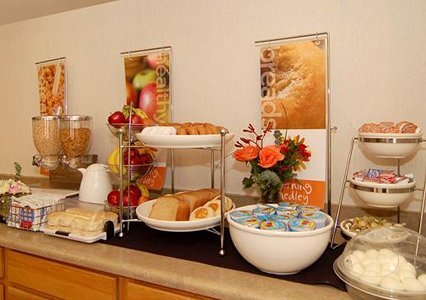 Come join us at Sleep Inn Airport in Albuquerque, New Mexico.