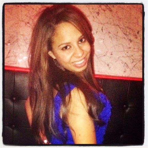 MsArianaP's profile picture. 