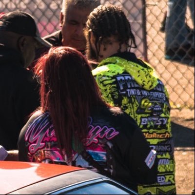 ahoodrobin's profile image