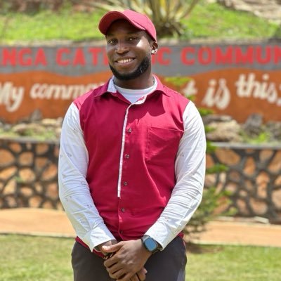 🎗️🖥️Tech Genius 💫
🎷Music innovator 
🧩⚙️Way finder 🛠️
🌋CEO @TwoTechAfrica , Tumwebaze Francis original names ,
student at @officialmubs