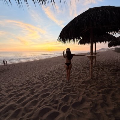 luyirianne's profile image