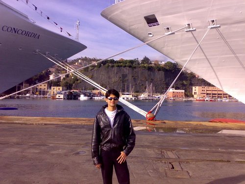 casino dealer in star cruise