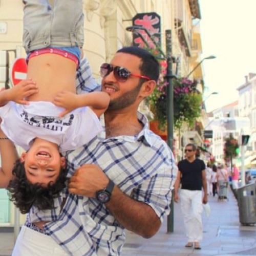 Mo7ammad_Abd's profile picture. قضيت تسعه اشهر في بطن ساره فوقها خمس وعشرين عاما من الوجود،القراءه والاطلاع والفهاوه لها نصيب دائماً في صراع مع نفسي ان اعود ،هنا ستجد الثرثره والضحك بصوت منحفض