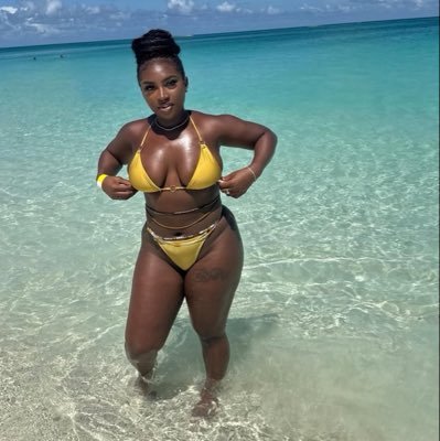 i love Jenkins
Always be yourself🫂🤍
Real.__Name. Malia💖🏖️