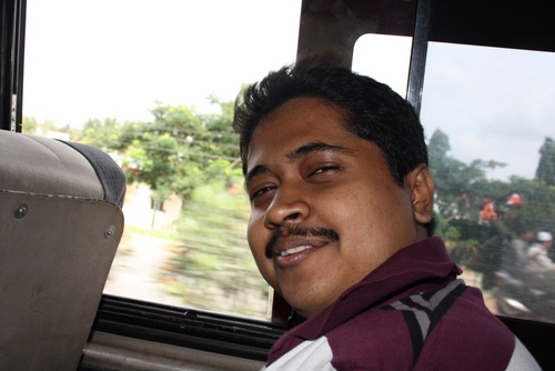 santa_mukherjee's profile picture. Bekar