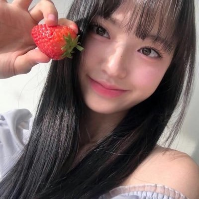 💬🪞 ₊˚ 𝓙ust a pink lover .. living in her 小さい 𓂂 𝚁𝙾𝙻𝙴 +4 @kiytts