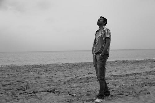 free-spirited in nature but an IT guy by profession, father of two. I tweet about what i feel, see & care.