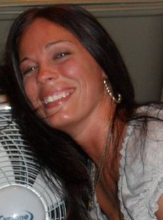 aprilngrant's profile picture. 