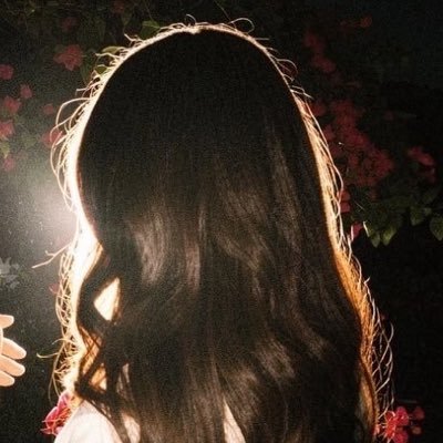 أمرّ بلُطف وأبقى بودّ