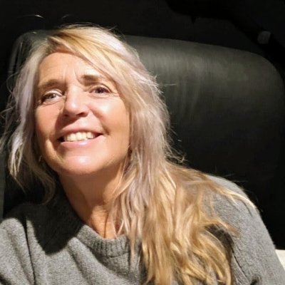 'Het leven kan alleen achterwaarts begrepen worden, maar het moet voorwaarts worden geleefd.' 

(Søren Kierkegaard Deense filosoof)