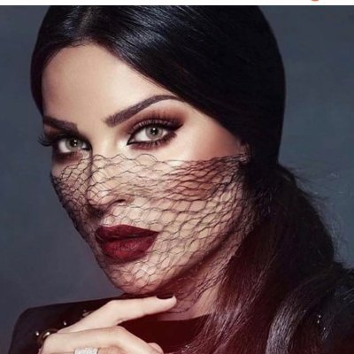 هل تحممت بعطر💐
و تنشفت بنور💞
و شربت الفجر خمرا 🍸
فى كؤوس من اثير.....!! 🥂🕊🥀