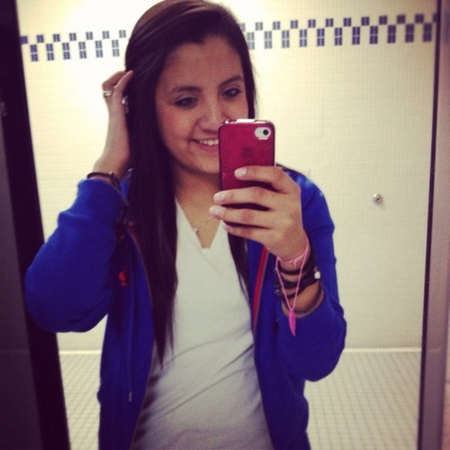 babey009's profile picture. 