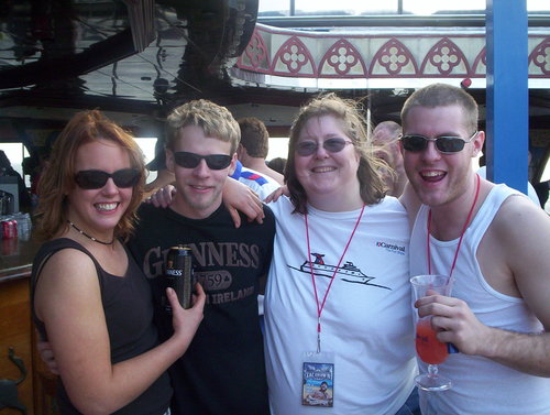 4Kathie's profile picture. love music, Collective Soul, Train,and a bunch more. love travel and animals