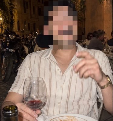 ex-lead @ apple review. kuyrukları ben yönetiyordum. artık bana 2.1 yazamazsınız