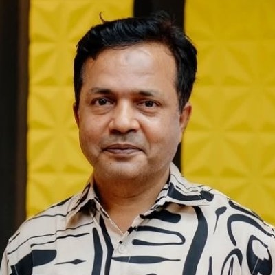 Founder @Uprankly — AI link building & outreach
20+ years building software ventures
SaaS AI, SEO & distribution